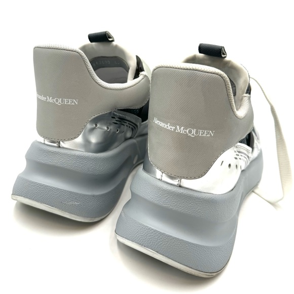 ALEXANDER MCQUEEN Oversized Metallic Runner Sneakers -Silver - Picture 5 of 6